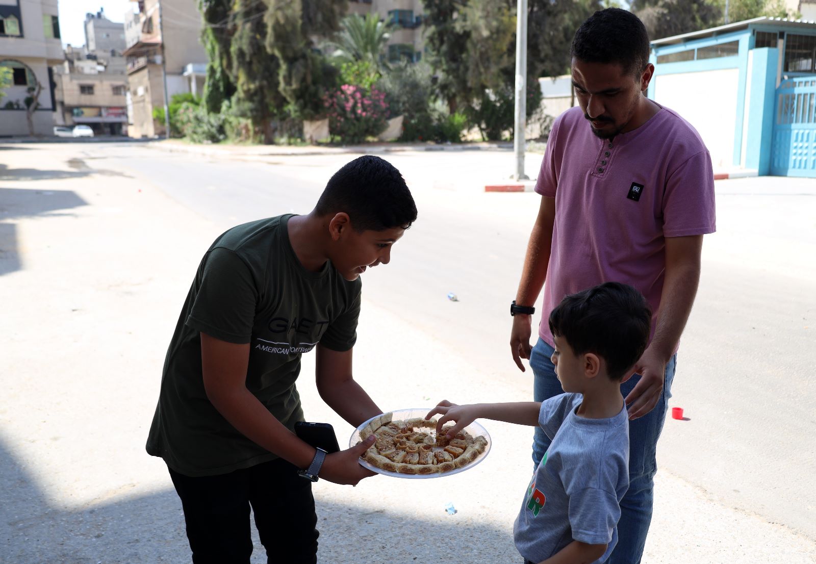 أجواء احتفال المواطنين في قطاع غزة بنتائج الثانوية العامة