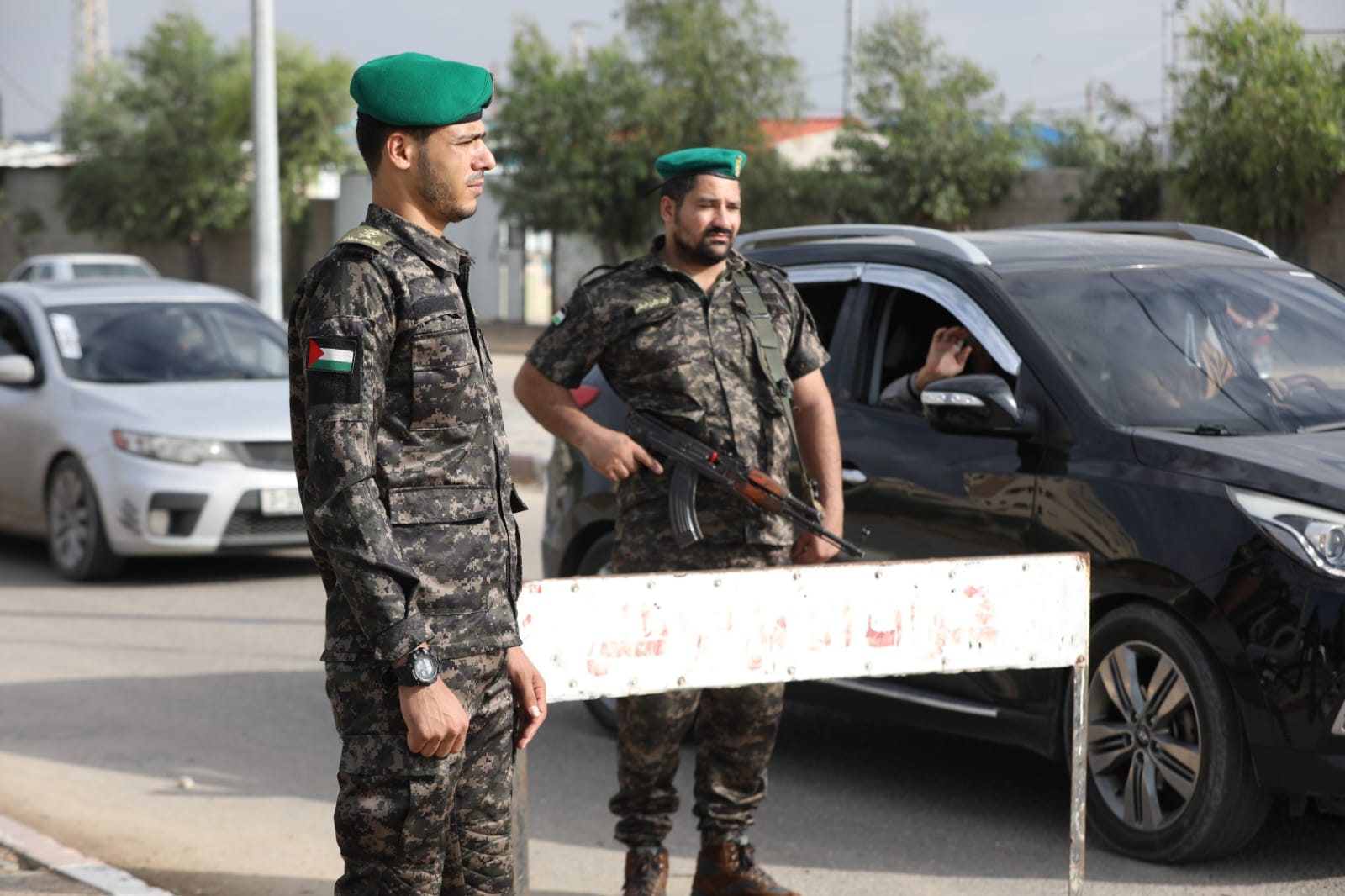 "أجهزة الداخلية" تساند المشاركين بالمهرجان الخطابي شرق غزة