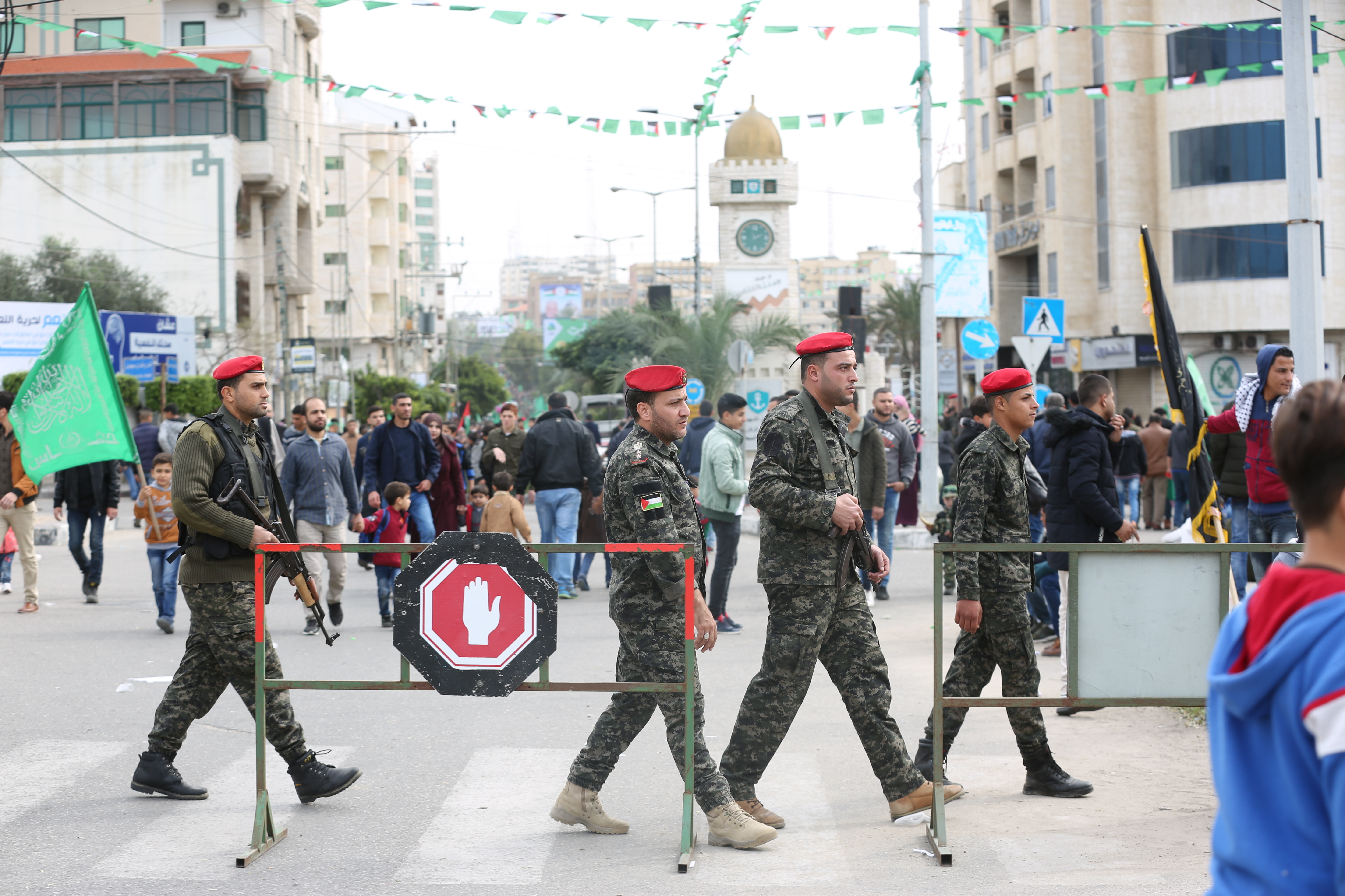 تأمين مهرجان انطلاقة حركة حماس في ساحة الكتيبة بغزة