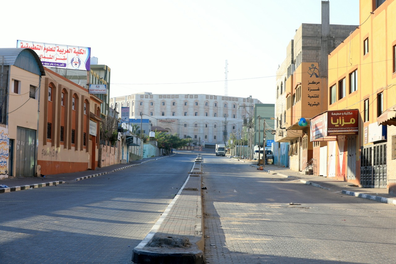 اليوم الخامس من حظر التجول في غزة لمواجهة "كورونا"