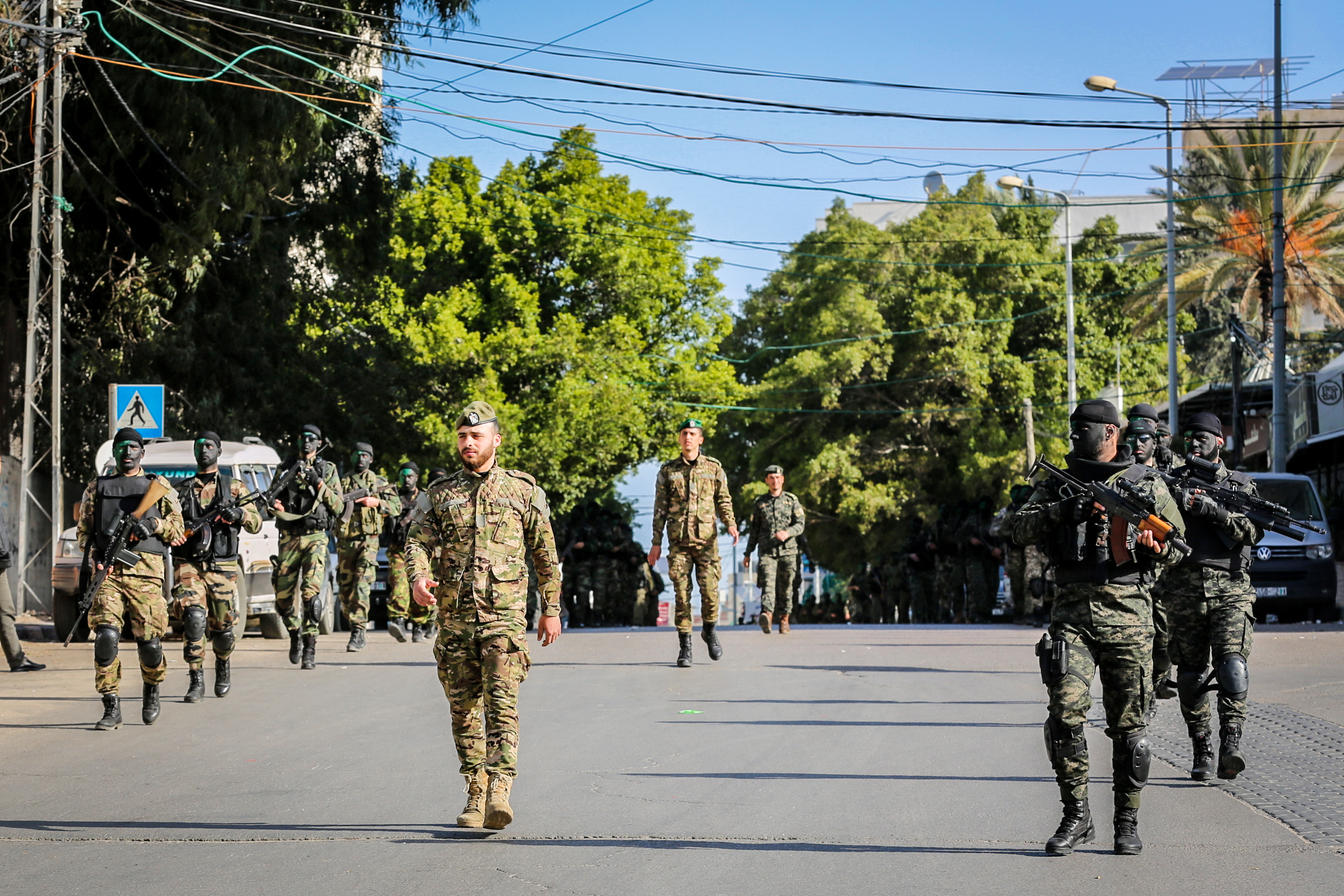 مسير عسكري لدورات قادة السرايا 5، وتأهيل الضباط 15، وصف ضباط 16 بقوات الأمن الوطني