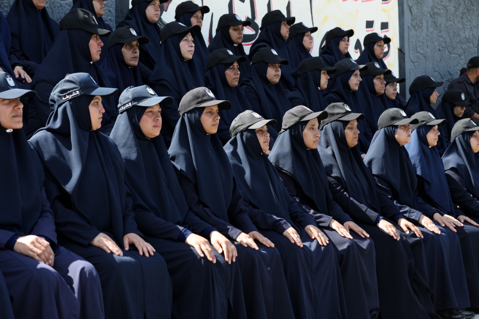 "مديرية التدريب" تُخرج دورة تأهيل الضباط الــ 38