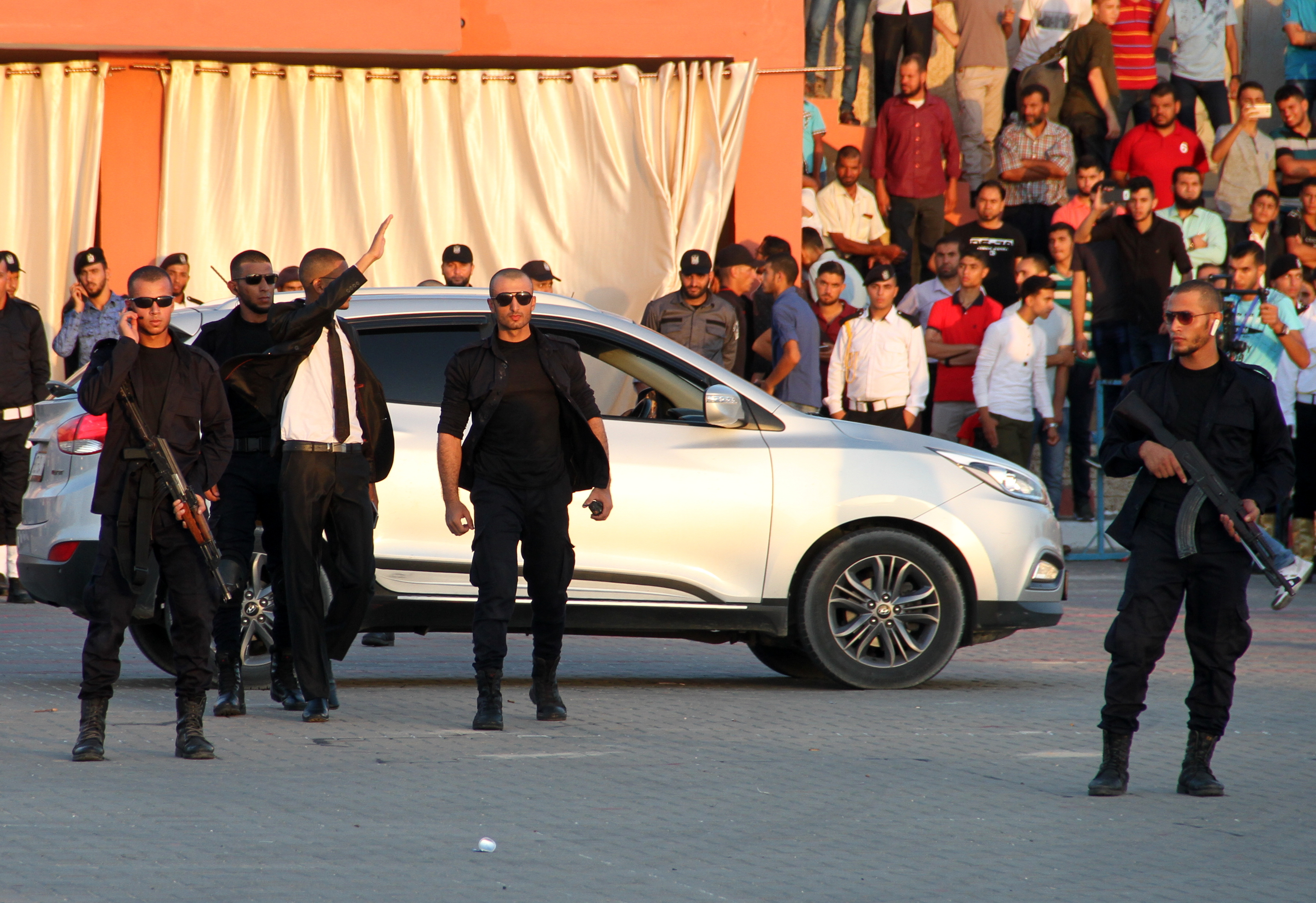 كلية الرباط تُخرّج 54 ضابطاً ضمن فوج "العودة"