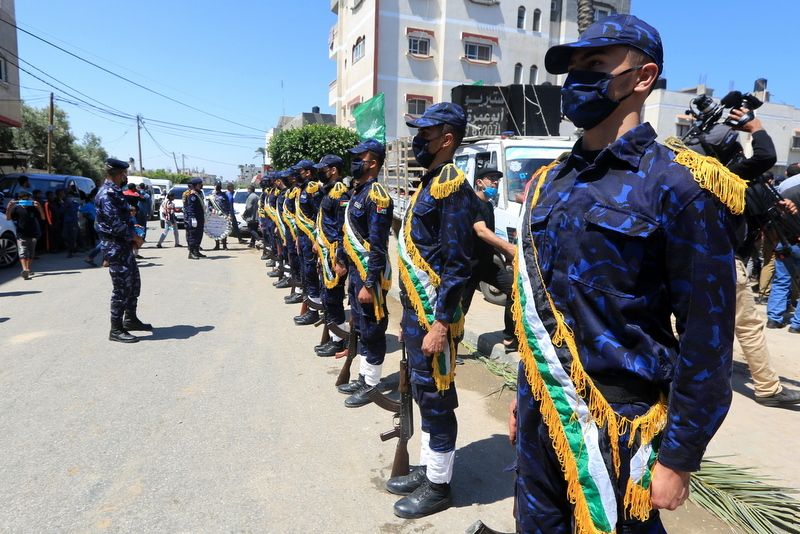 تشييع جثمان الوزير السابق "الكرد" بجنازة عسكرية