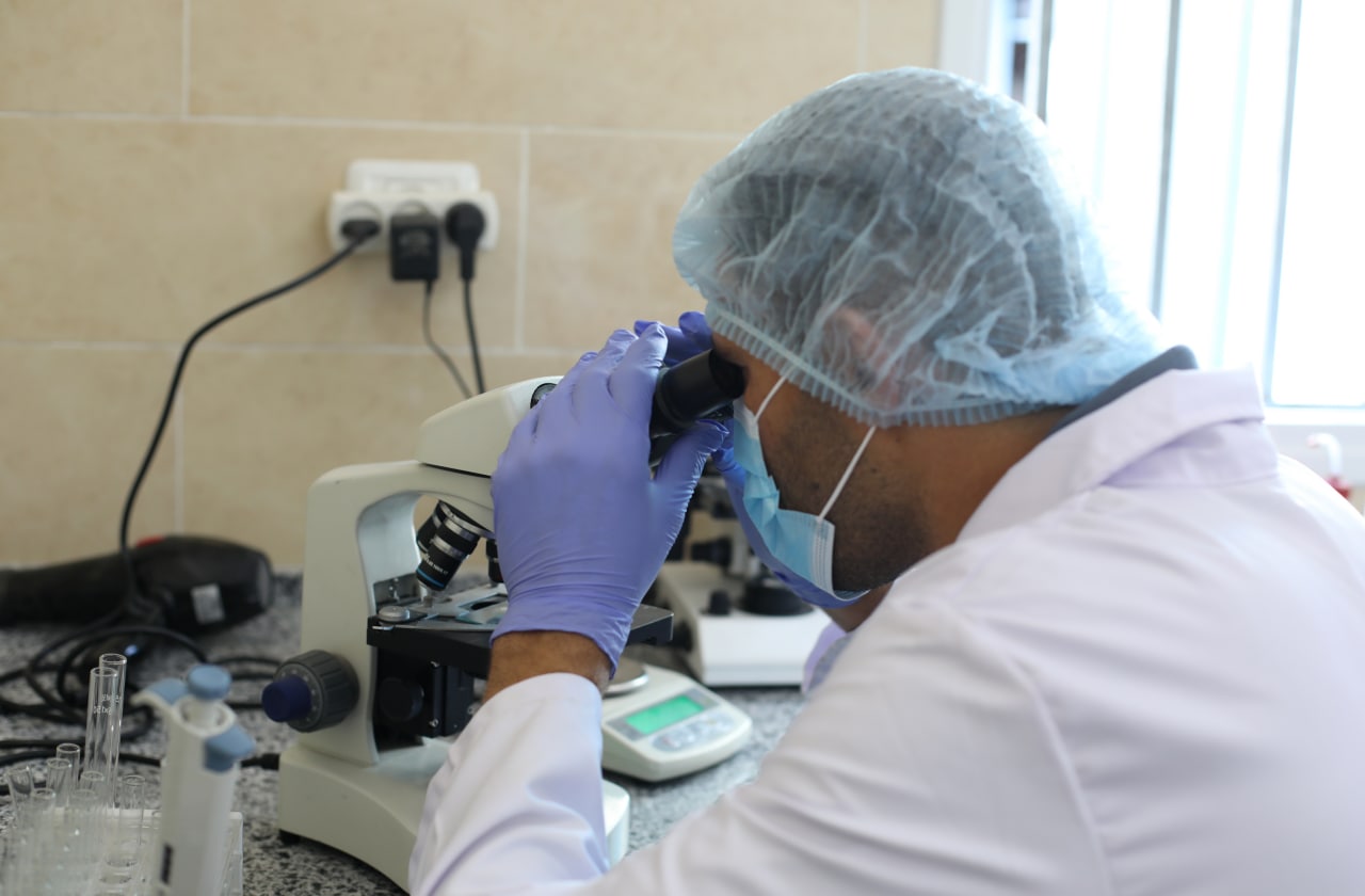 صور "المعمل الجنائي" بالشرطة.. نُخب علمية لتحقيق العدالة.