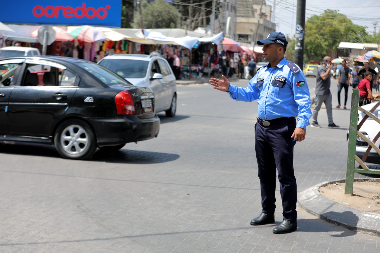أجواء الحياة العامة في الأسواق والأماكن الحيوية بغزة