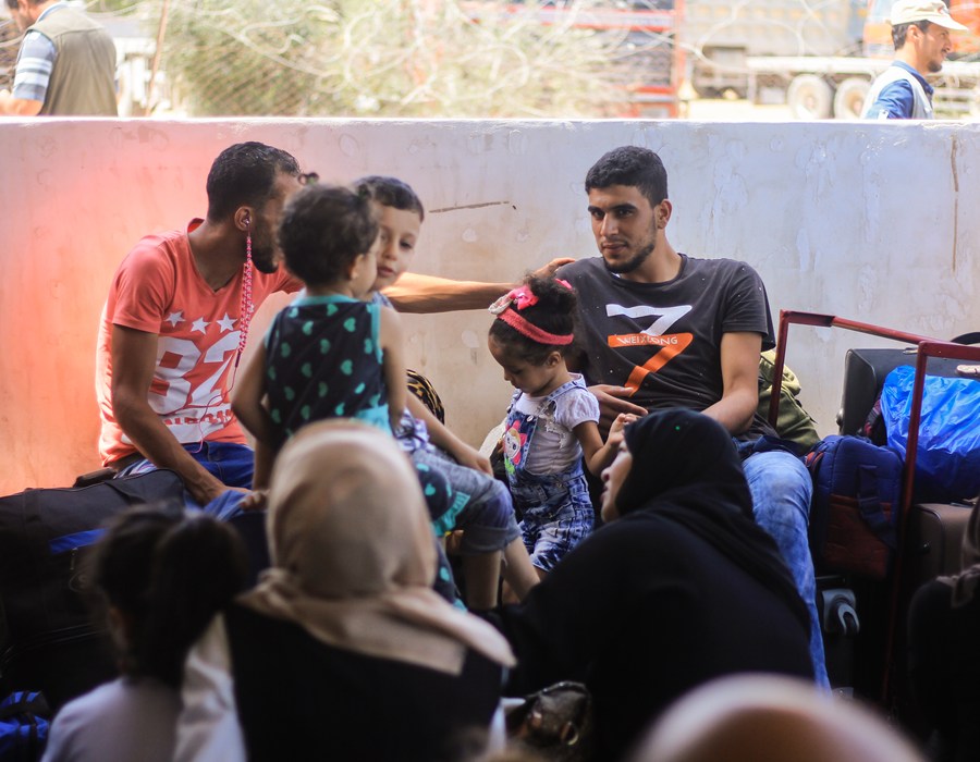 مغادرة الحالات الإنسانية عبر معبر رفح خلال فتحه استثنائياً ليومين