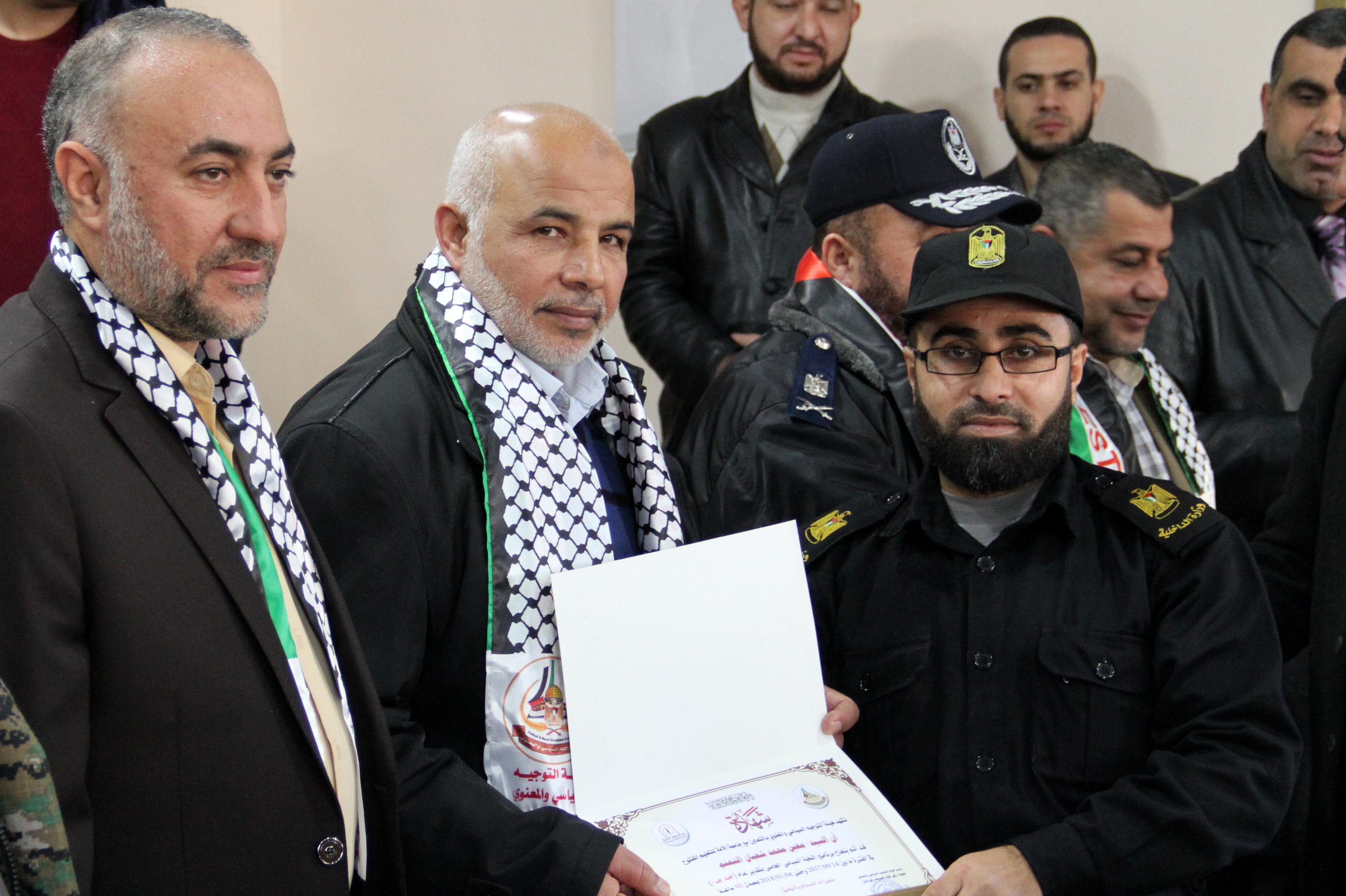 هيئة التوجيه السياسي تفتتح قاعة تدريبية وتُخرج برنامج "النخبة السياسي 5"