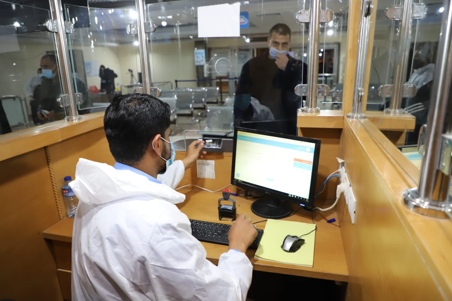 حركة معبر رفح البري خلال أيام فتحه استثنائيًا لمدة أربعة أيام في الاتجاهين