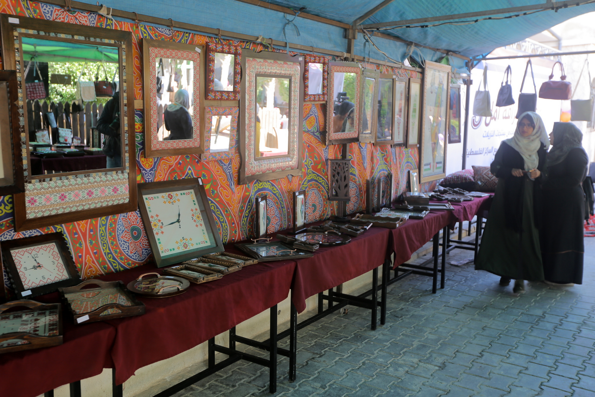 افتتاح معرض "إشراقة أمل" لمنتوجات النزيلات بمراكز الإصلاح والتأهيل