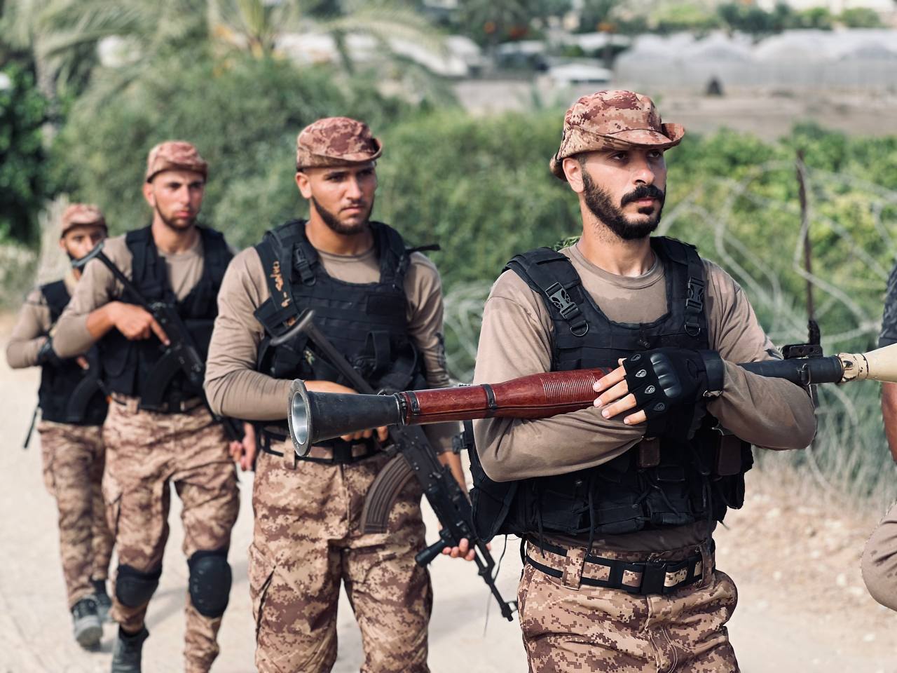 "مسير تكتيكي" لطلاب دورة الصاعقة بكلية الرباط الجامعية