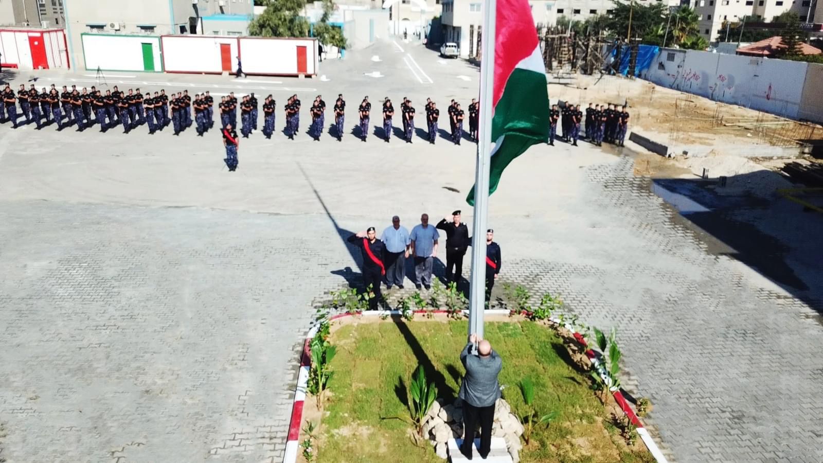 قيادة الشرطة تفتتح عدداً من المنشآت بمدينة عرفات