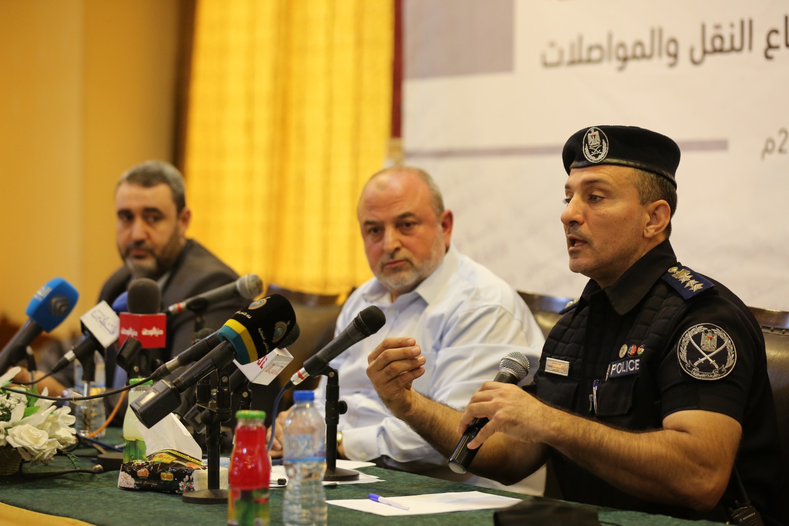 المؤتمر الصحفي لوزارة المواصلات لإعلان قرارات تخفيض رسوم رخص القيادة والمركبات