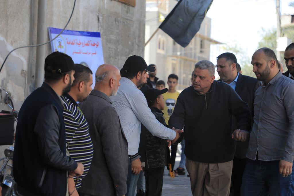 قيادة "الداخلية" تُقدم واجب العزاء لذوي شهداء العدوان الإسرائيلي