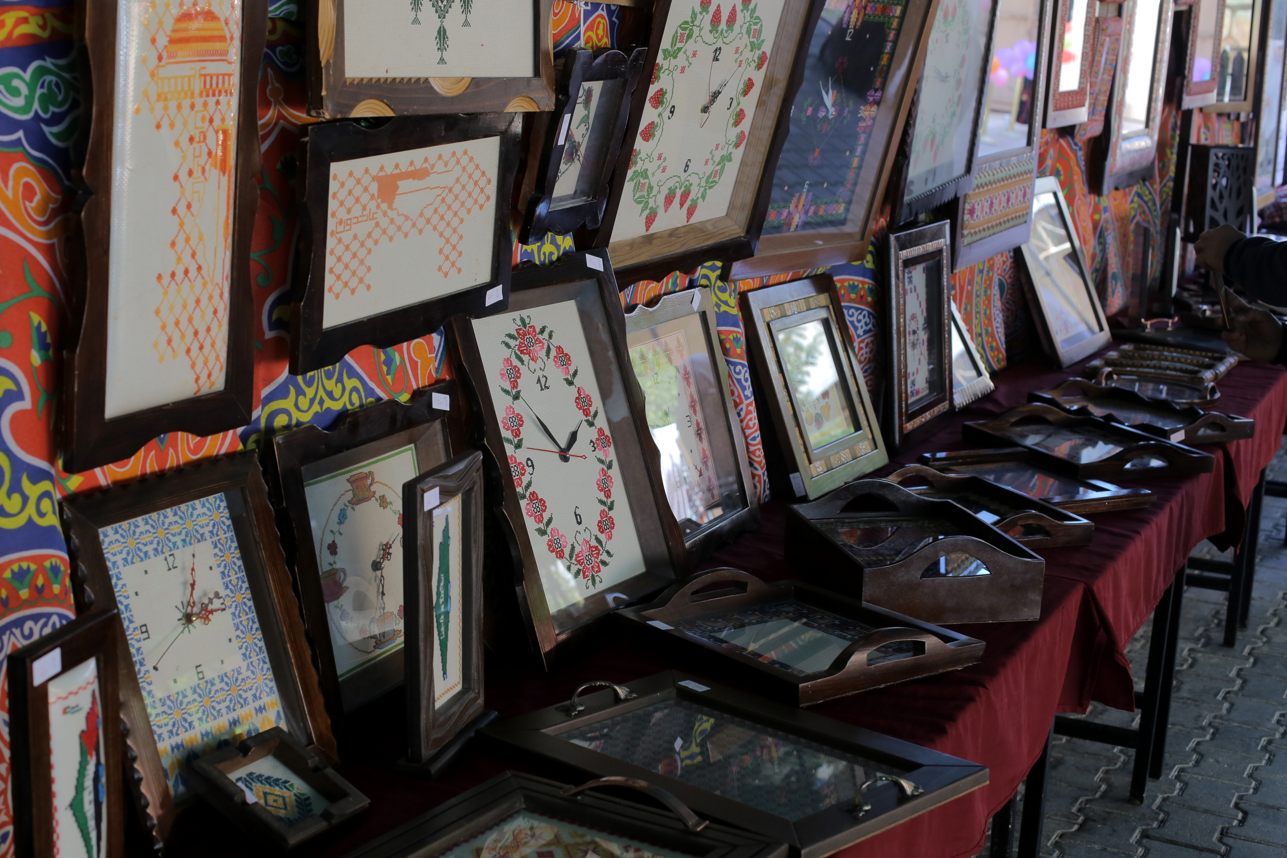 افتتاح معرض "إشراقة أمل" لمنتوجات النزيلات بمراكز الإصلاح والتأهيل